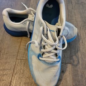 Under Armour size 10